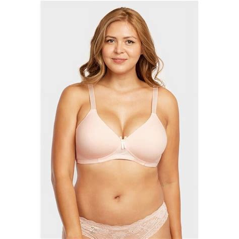 38d Breast Size