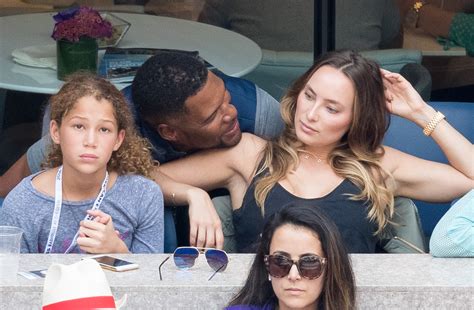 Michael Strahan's 'sour kisses' with girlfriend reveal his big fear about relationship, expert ...