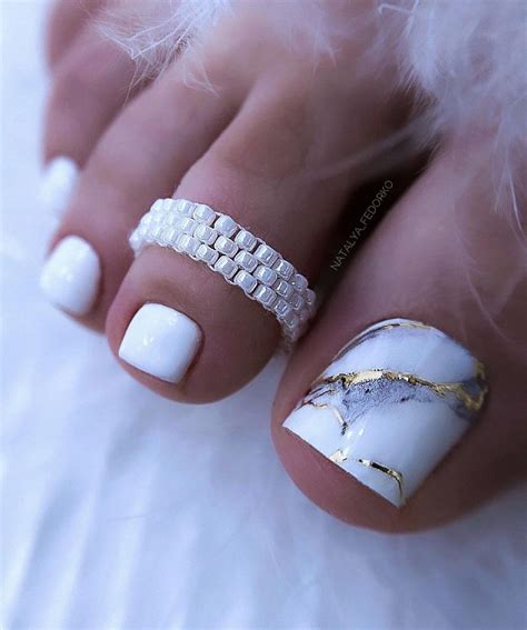 Pin by Keymi Romero on pies | Feet nail design, Pedicure designs toenails, Toe nails