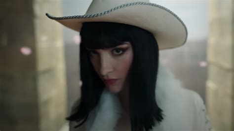 Netflix's One Piece Debuts First Look at Live-Action Robin