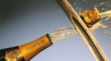 Sabrage Card Sciaboliamo - Tessera Acciaio Per Aprire Champagne, Con Catena 50cm, Kit Completo