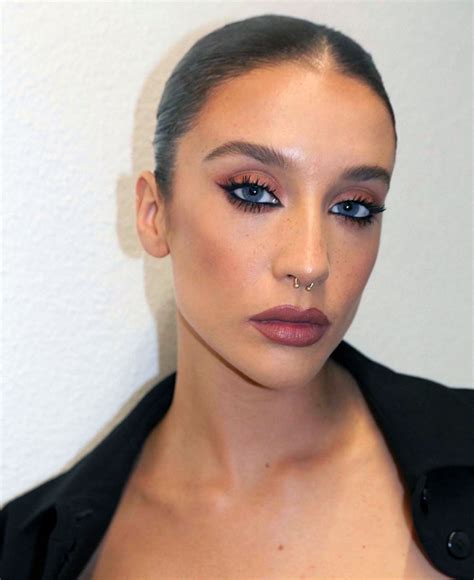 Maria Pedraza Nude & Hot Pics And Sex Scenes Compilation