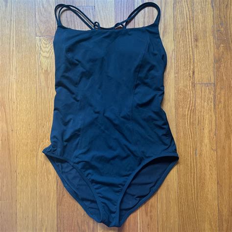 Athleta one piece bathing suit with open back Good... - Depop
