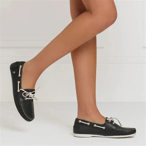 Fairfax and Favor Salcombe Ladies Deck Shoes - Navy Leather