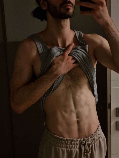 18 month transformation 62kg (136lbs) - 79kg (174lbs) 185cm (6ft1) feel ...