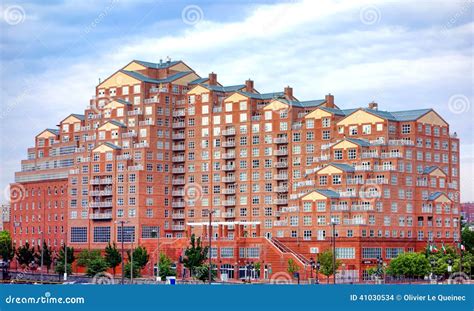 Scarlett Place Building in Baltimore Harbor East Editorial Stock Image ...