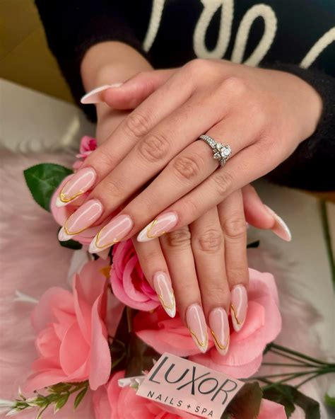 Luxo Nails Spa