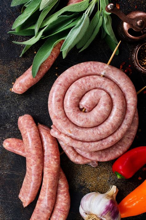 Kielbasa vs Bratwurst: A Comparison for Home Cooks » Smashing Eats