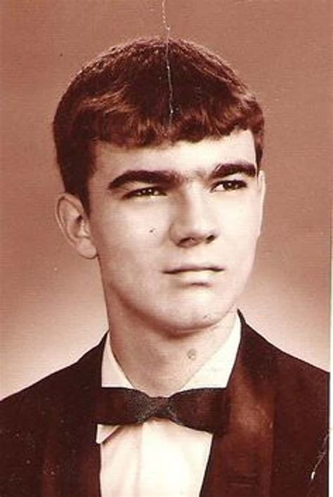 20 Pictures of Young Burt Reynolds