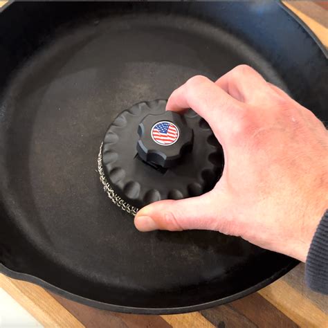 Smarter Scrubber Head | Cast Iron Pot and Pan Scrubber | Griddle Scrubber