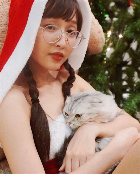 Deerlong เปิดวาร์ปสาวสวย Onlyfans สุดน่ารัก เซ็กซี่ | Warphubs