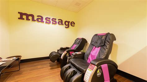Gym in Salisbury, MD | 125 W College Ave | Planet Fitness