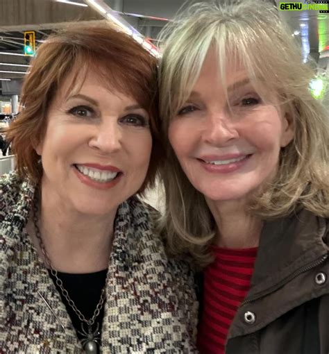 Vicki Lawrence Wiki, Biography, Age, Gallery, Spouse and more