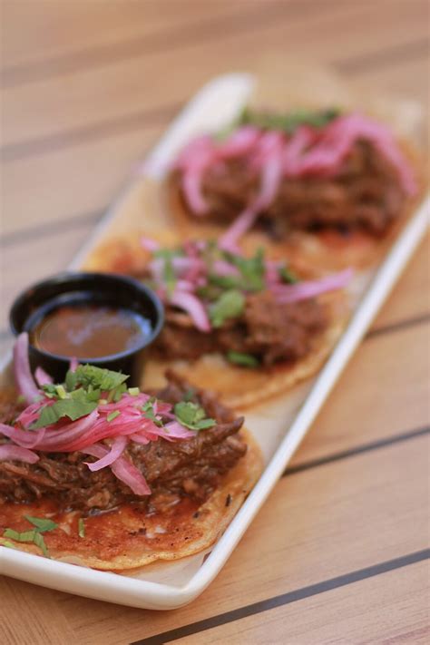 GASLAMP QUARTER – Rockin' Baja Lobster