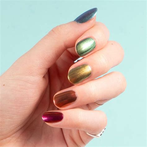 27 Summery Chrome Nail Ideas With Tons of Shimmer and Shine