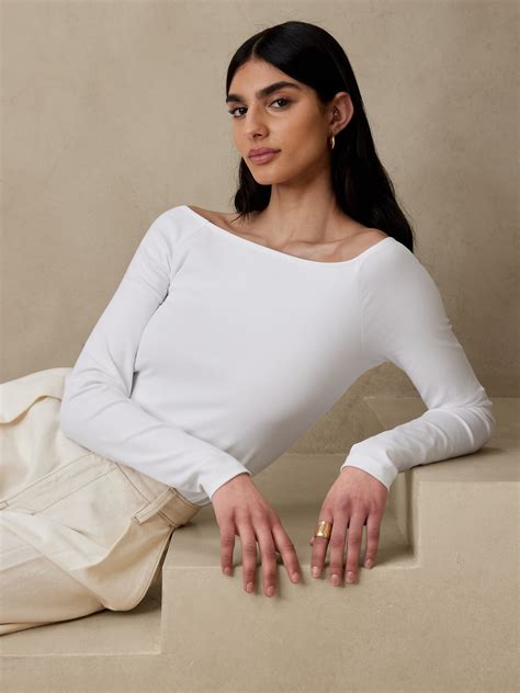 Refined Boat-Neck T-Shirt | Banana Republic