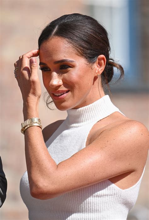 Here's Why Meghan Markle's Birthday Sparks a Stir: Her Age & At-Home ...