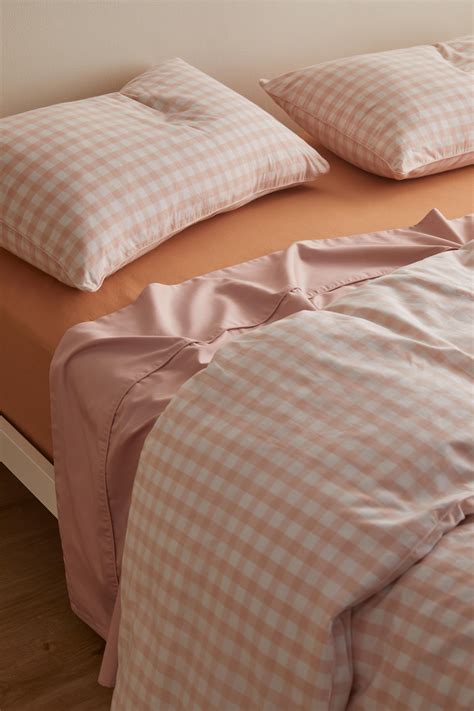 What is the best material for bed sheets? | The Sheet Society