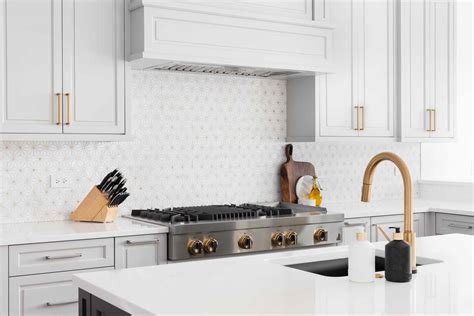 How Much Does Countertop Installation Cost? (2023 Prices)
