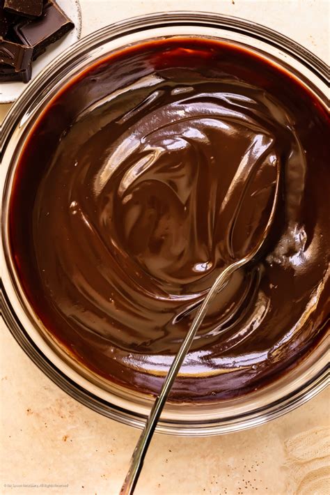 Chocolate Dipping Sauce Recipe - No Spoon Necessary