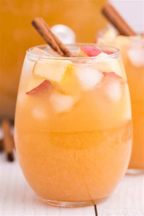 Caramel Apple Sangria - mom makes dinner