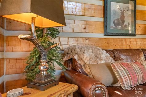 The Elk Lodge: Luxury Log Cabin at The Cinnamon Valley