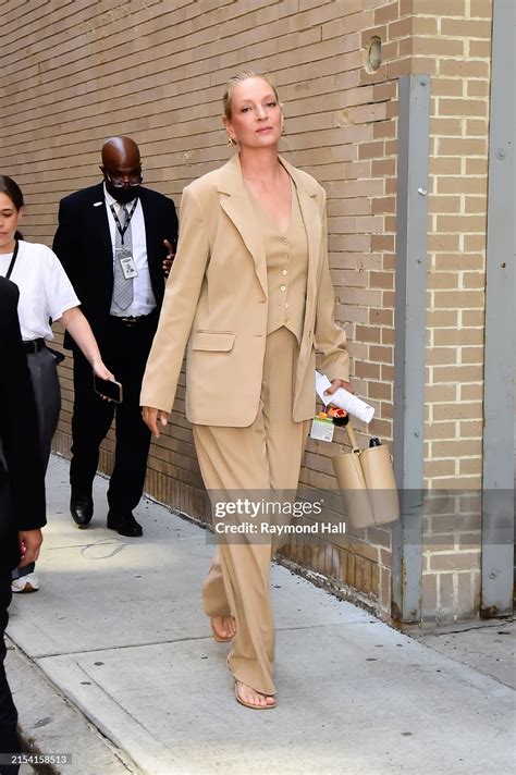 The best Uma Thurman feet pictures 🤩