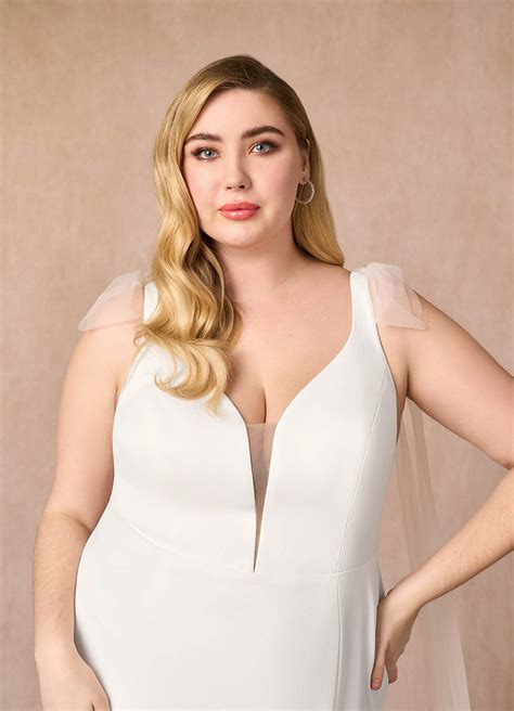 Diamond White/Nude Azazie Sharen Diamond White Nude Mermaid Stretch ...