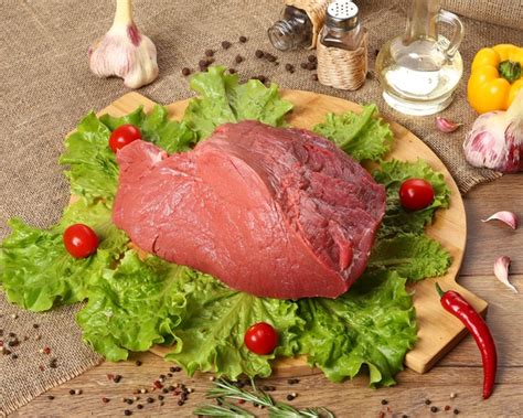 Купить Мякоть зачищенная телятины в Санкт-Петербурге недорого!