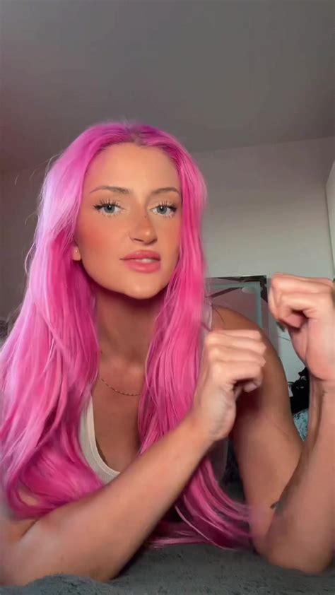 💗 EMMY BRE 💗 (@emmybre___) - Urlebird