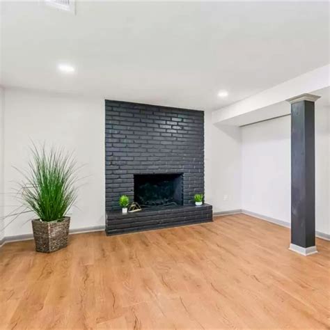 Light Oak Waterproof Luxury Vinyl Plank Flooring | C.A.S.E. Flooring