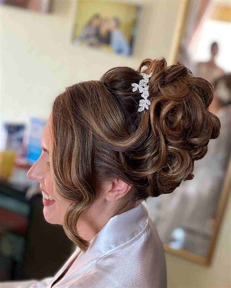50s wedding hairstyles for long hair | Beachweddingtips.com