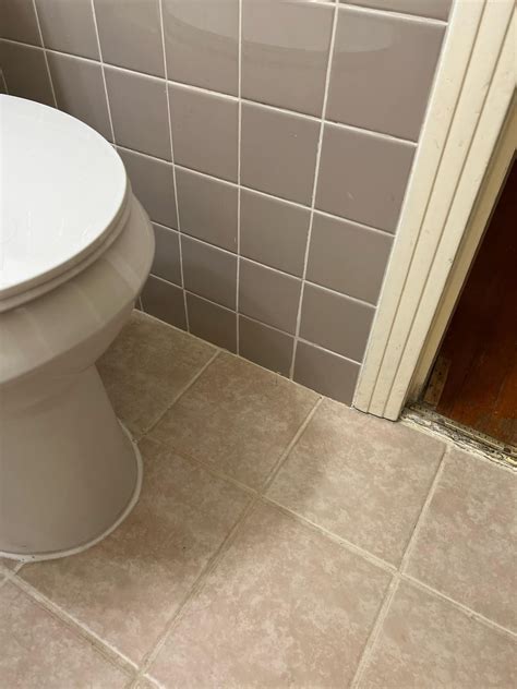 Floor tile/ paint to liven up a ‘50s bathroom : r/HomeImprovement