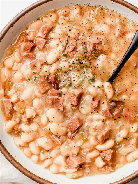 Ham Hock And White Beans Slow Cooker Recipe | Deporecipe.co