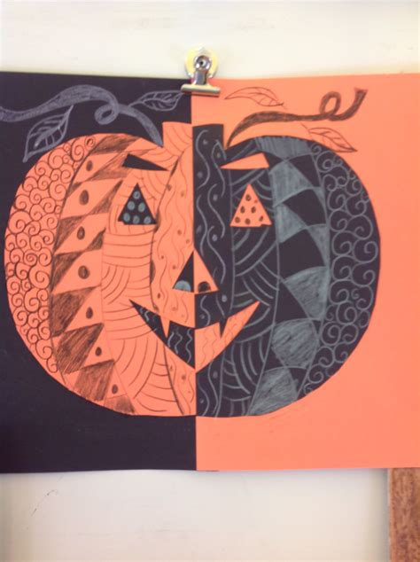 Positive and negative space pumpkins | Halloween art lessons, Fall art ...