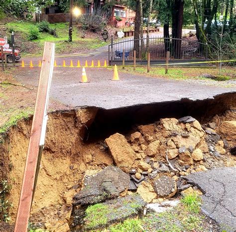 Sinkhole cuts off vehicle access for dozens in Willits, 12 days and ...