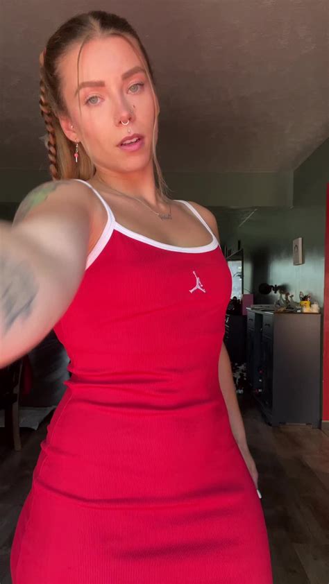 Destiny (@queen_egirll27) - Urlebird