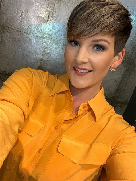 Hannah Brooks, Rising British Personality Actress - iNEWS