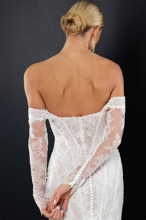 1752 by Martina Liana - Romantic Lace Fit and Flare Wedding Dress – The White Flower