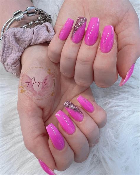 Hot Pink And Gold Nails