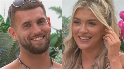 Furious Love Island fans slam Molly’s reaction to Zach as she returns in Casa Amor | The US Sun