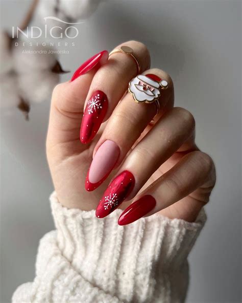 25+ Pink and Red Christmas Nails That Perfectly Capture the Holiday ...