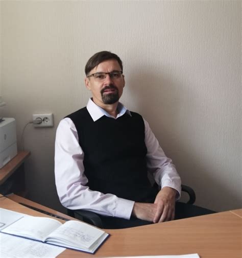 Бураченко Алексей Иванович: преподаватель в КемГИК
