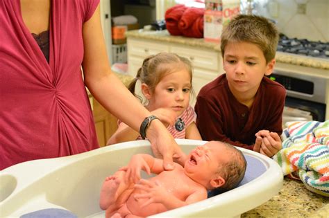 Newborn Baby Boy Bath at Randall Maupin blog