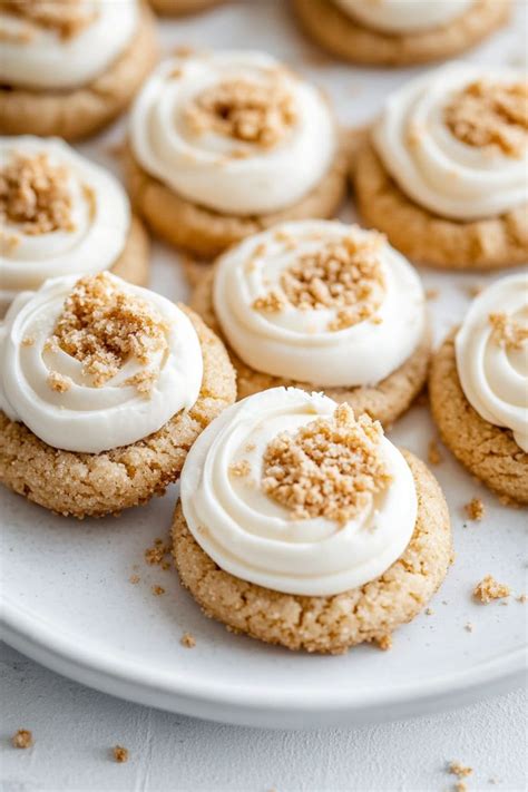 Graham Cracker Cookies with Frosting - Insanely Good