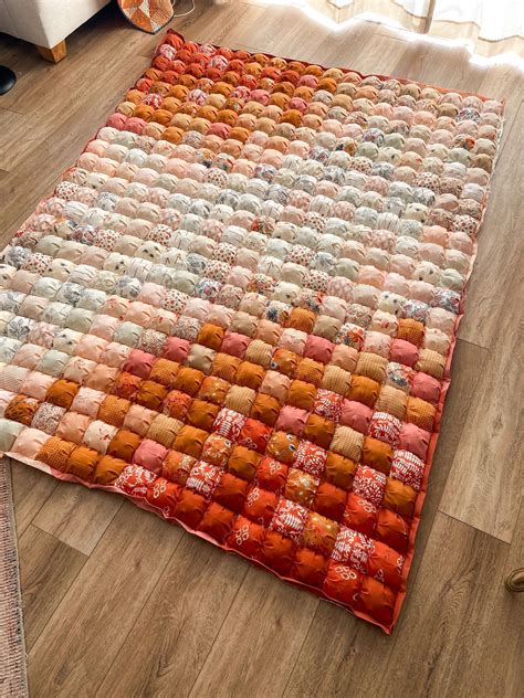 My first puff quilt – Artofit