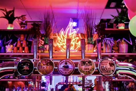 Sneak peek inside adults-only Gloryholes Golf course and bar opening in ...