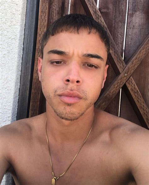 Pinterest | Short celebrities, Jason, Celebrities male