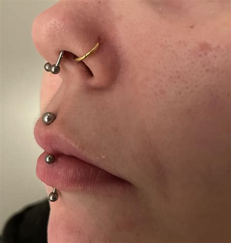 Switched to stacked, quite enjoying it. : r/battlestations