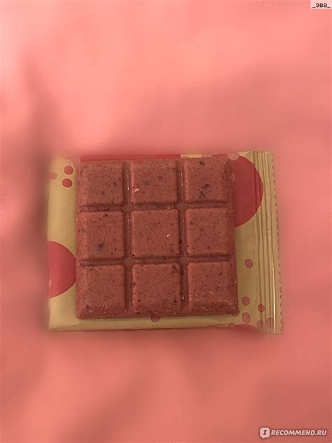Шоколад ВкусВилл / Избёнка Белый "Малина" с хрустящими вишневыми ...
